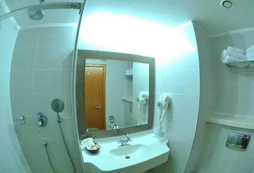 ホテル Complex Jasmine