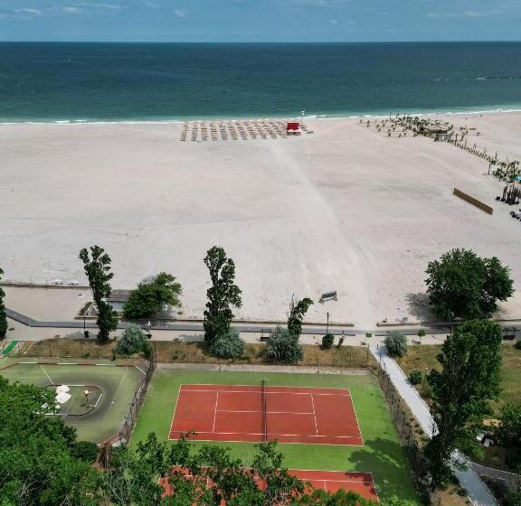 ホテル Complex Mediteranean Mamaia