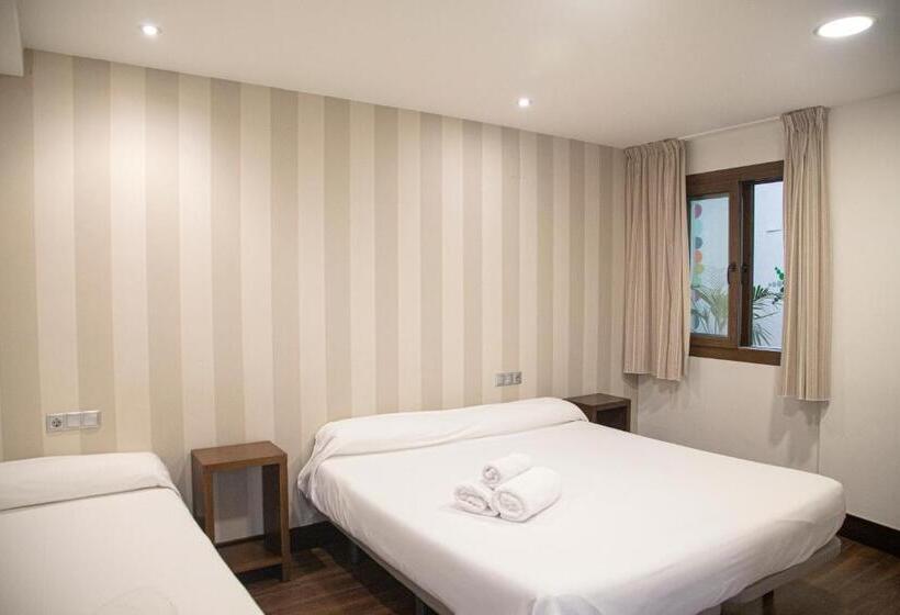 هتل Cordoba Carpe Diem