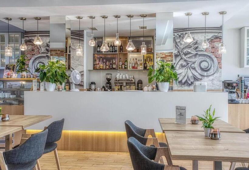 בית מלון כפרי Dom Oliwski