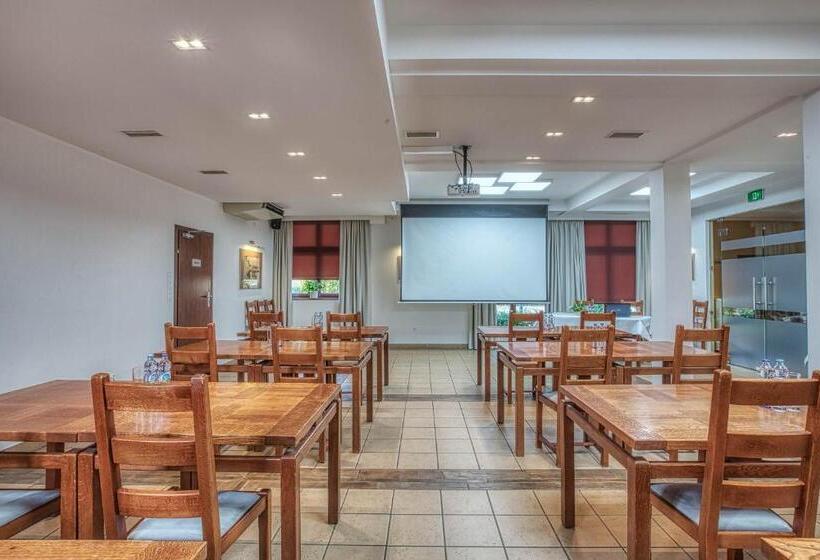 בית מלון כפרי Dom Oliwski