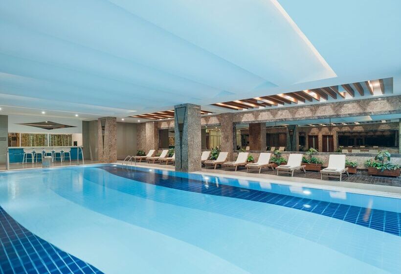 ホテル Selectum City Ataşehir