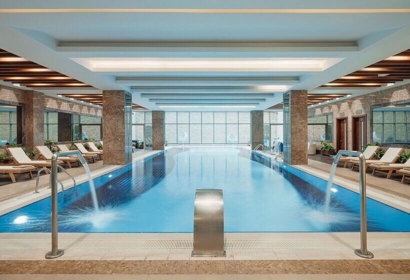 ホテル Selectum City Ataşehir