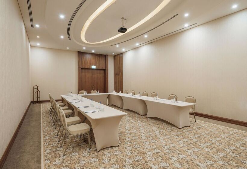 ホテル Selectum City Ataşehir