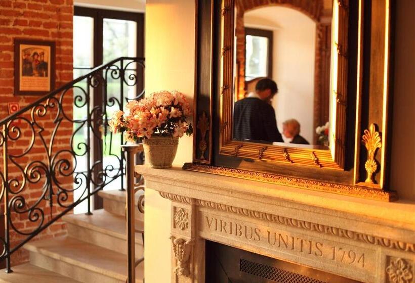 ホテル Dwór Kościuszko