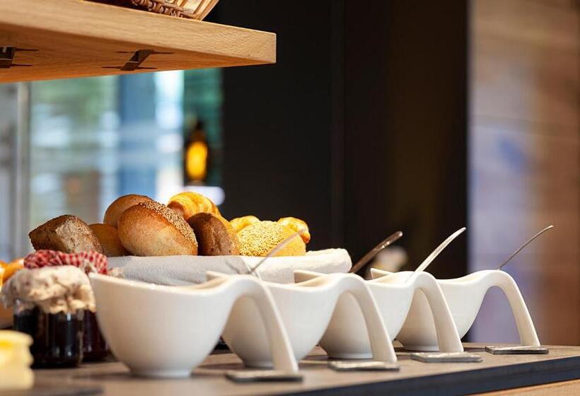 ホテル Eden No. 7