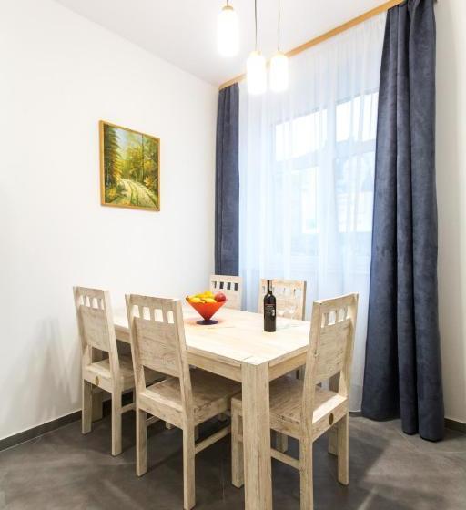 Отель Fogra Travel Pokoje Goscinne