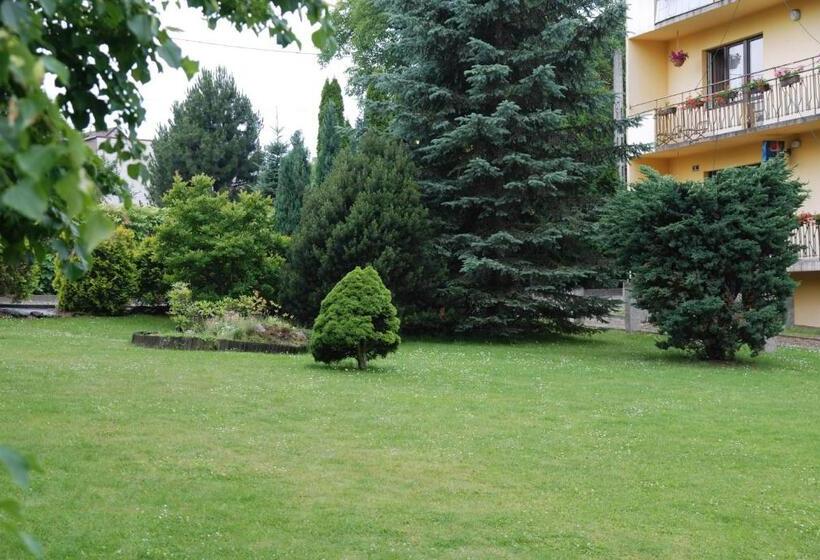 בית מלון כפרי Galant