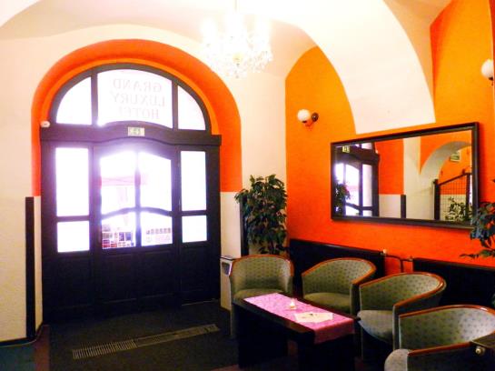 בית מלון כפרי Grand Luxury