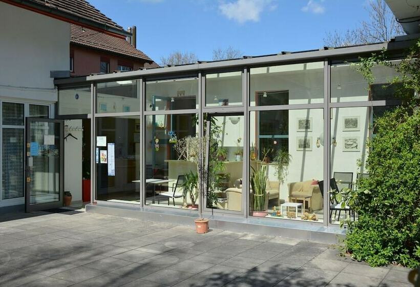 فندق Hessengüetli