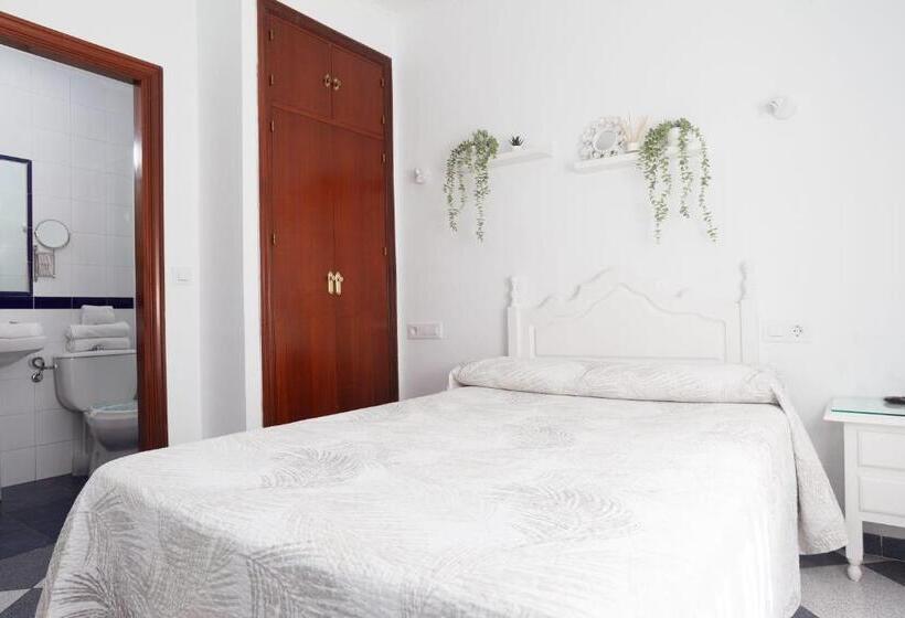 Отель Hostal Restaurante La Giralda