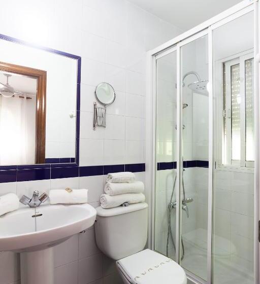 Отель Hostal Restaurante La Giralda