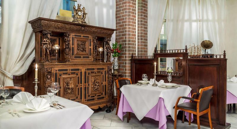 هتل Im. Jana Pawła Ii