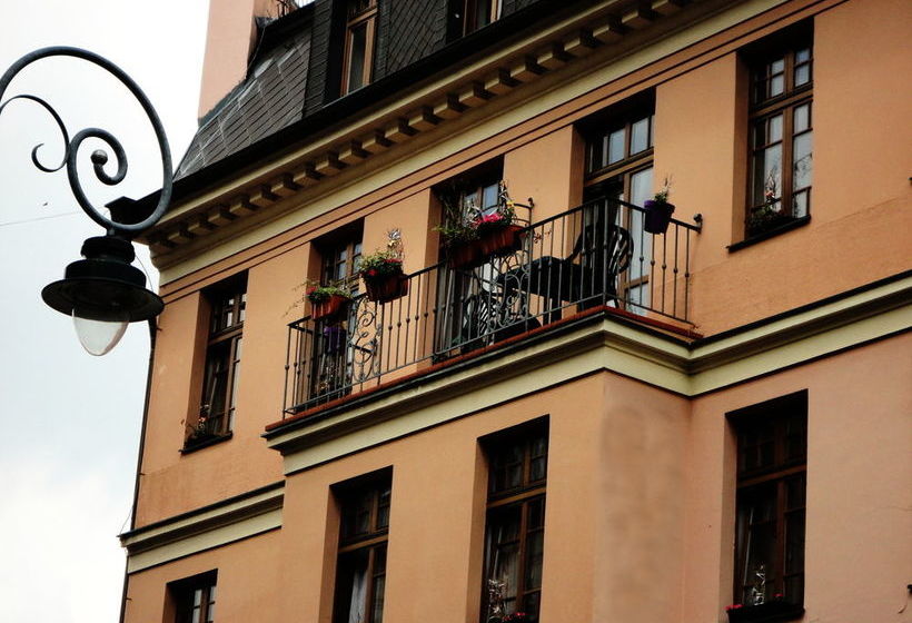 호텔 Jizera Karlovy Vary