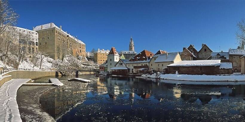 هتل Garni Konvice