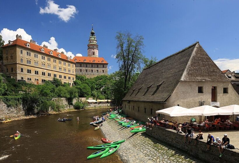 هتل Garni Konvice