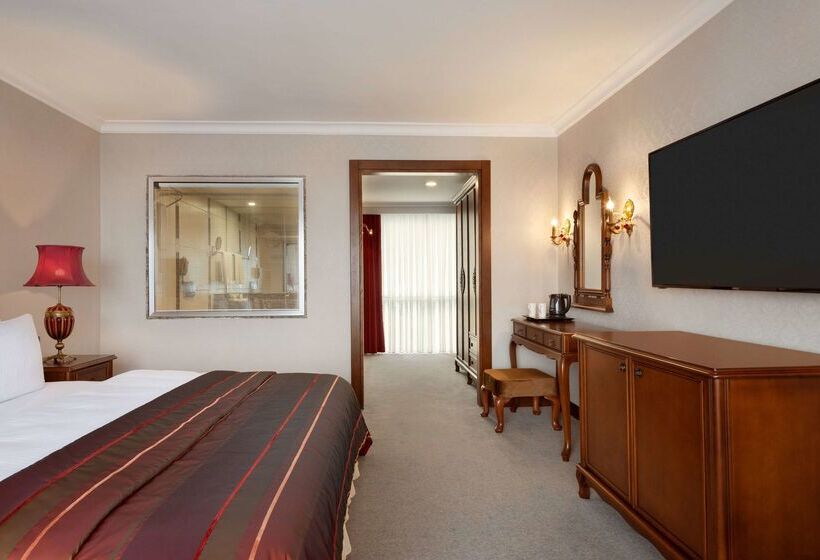 فندق La Quinta By Wyndham Giresun