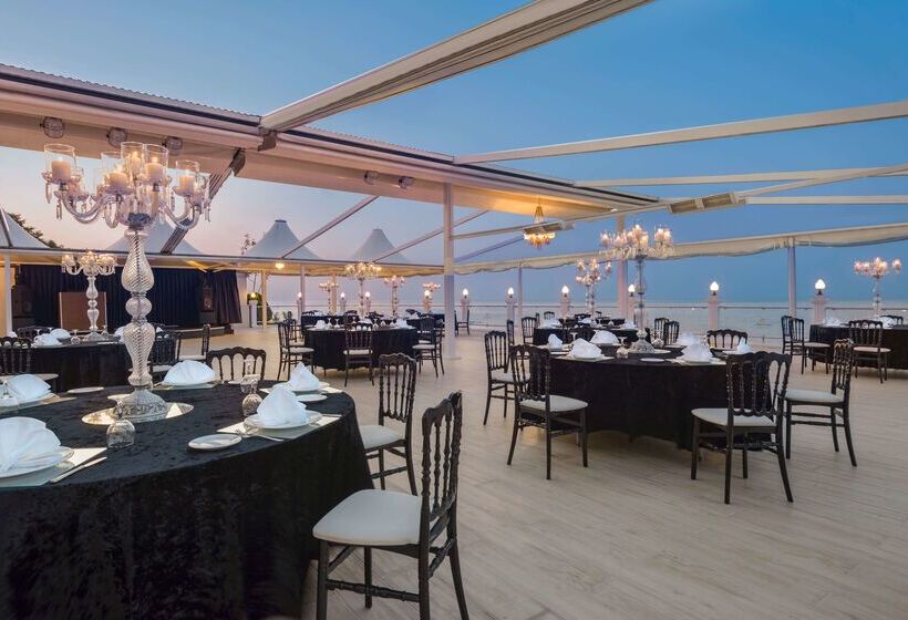 فندق La Quinta By Wyndham Giresun