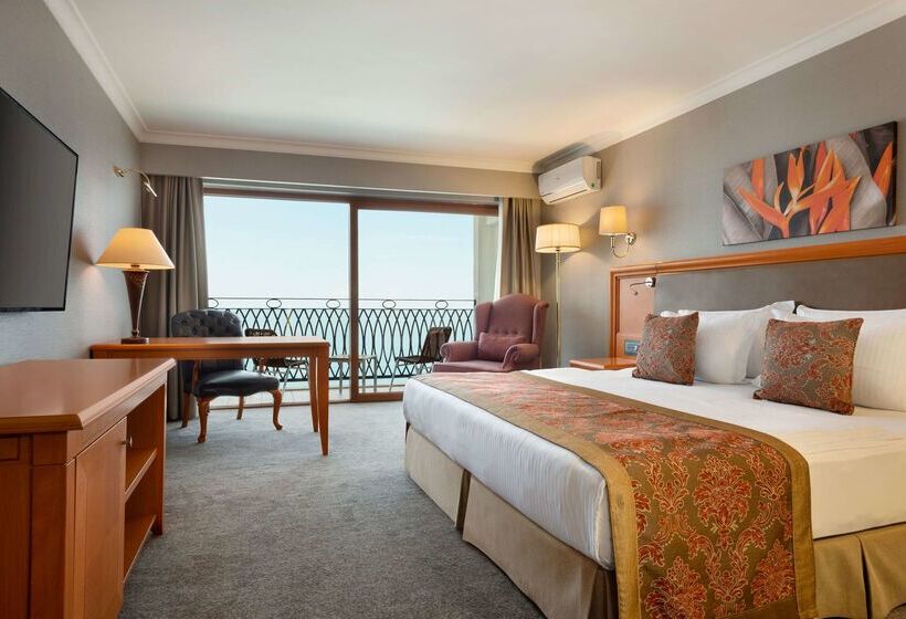 فندق La Quinta By Wyndham Giresun