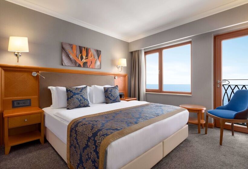 فندق La Quinta By Wyndham Giresun