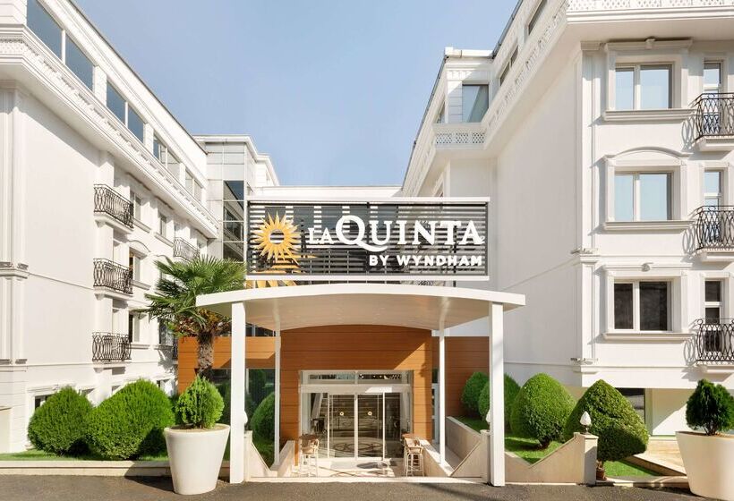 فندق La Quinta By Wyndham Giresun