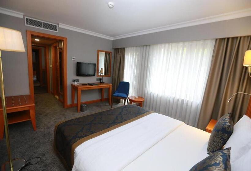 فندق La Quinta By Wyndham Giresun