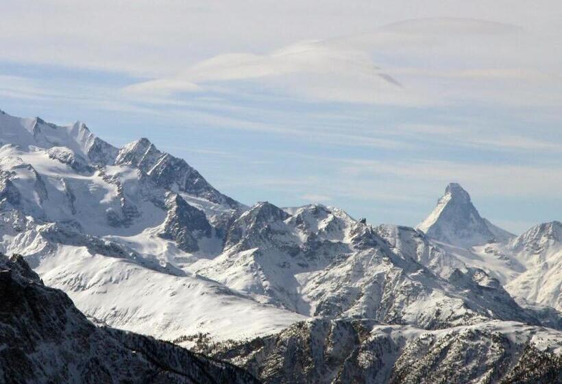 בית מלון כפרי Le Postillion