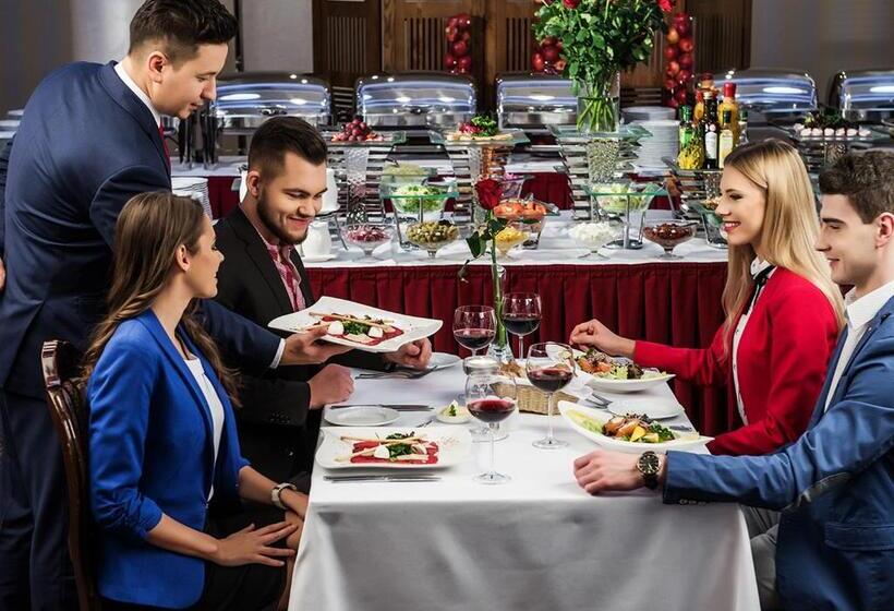 هتل Lord   Warsaw Airport