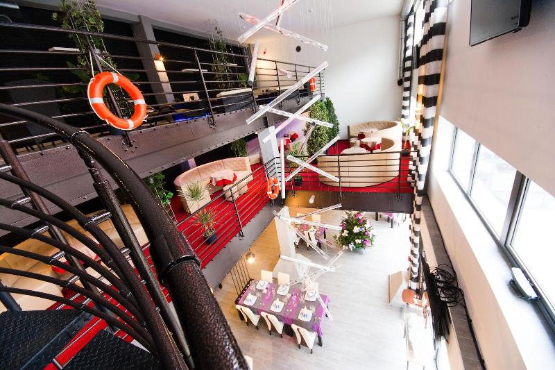 酒店 Malinowski Business