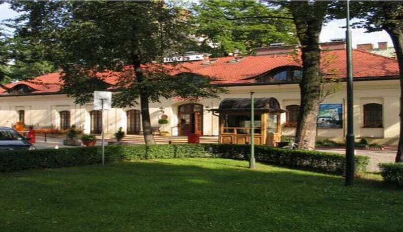 ホテル Maltański