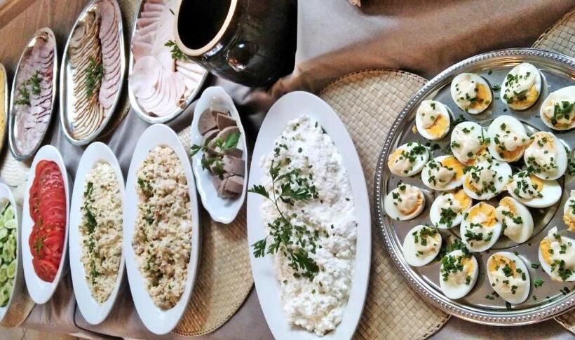 هتل Montebello Bussines & Spa