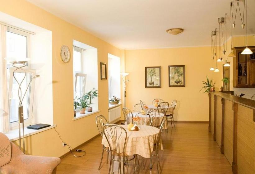 酒店 Nevsky Guest House