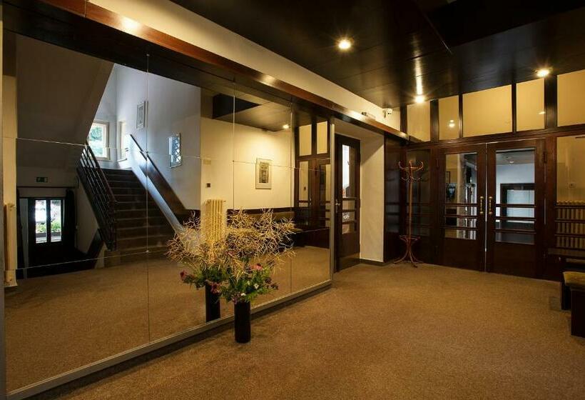 Parkhotel Skalní Město