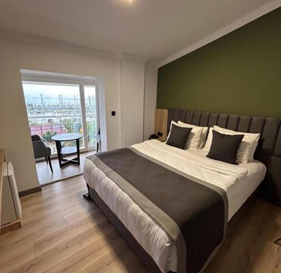 ホテル Pendik Marine