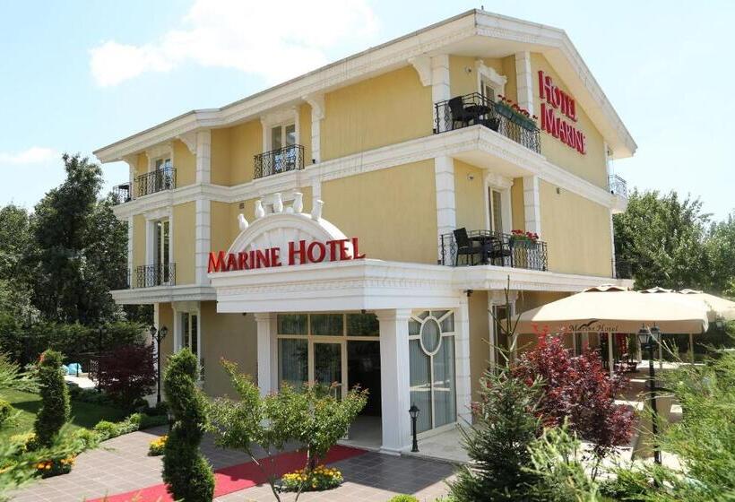 ホテル Pendik Marine