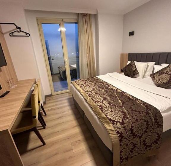 ホテル Pendik Marine