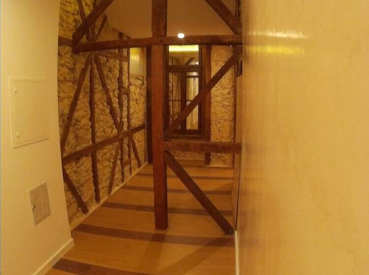 هتل Pensao Estacao Central