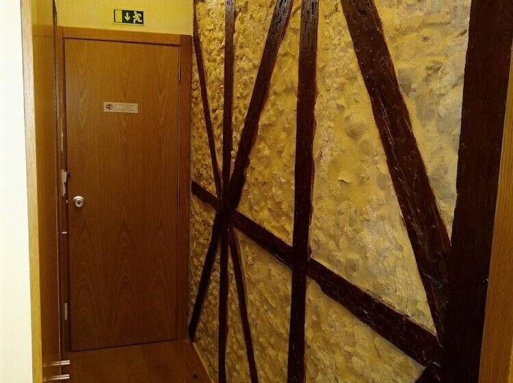 هتل Pensao Estacao Central