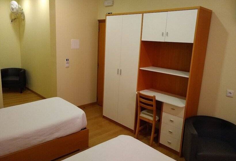 هتل Pensao Estacao Central