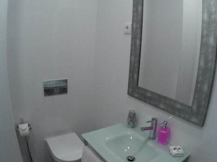 هتل Pensao Estacao Central