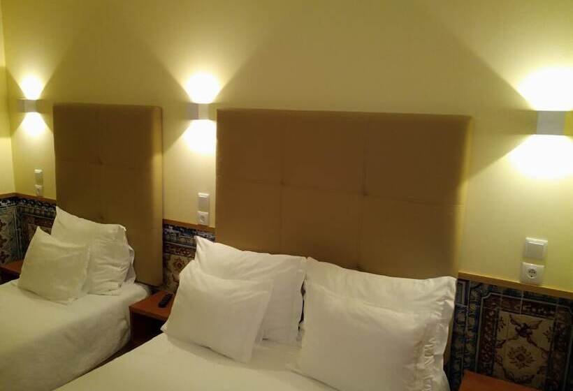 هتل Pensao Estacao Central