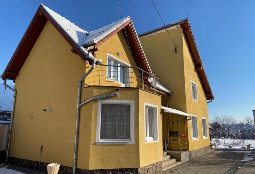 فندق Pension Artemis