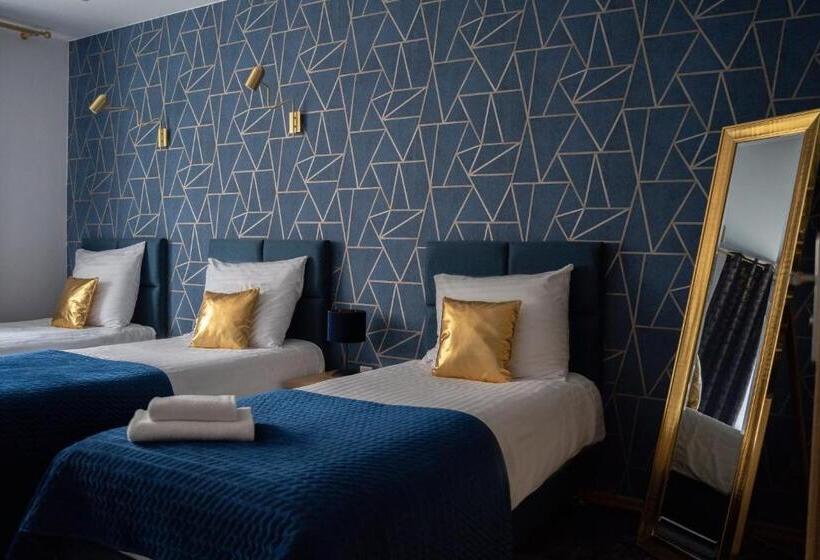 هتل Pensjonat Wrzos