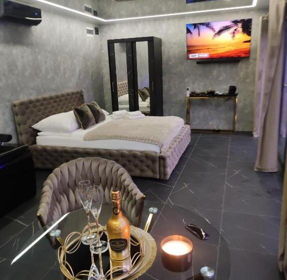 هتل Pensjonat Wrzos