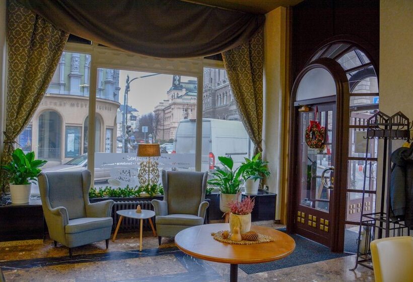 فندق Praha Liberec