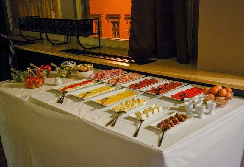 فندق Praha Liberec