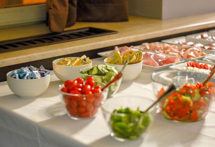 فندق Praha Liberec