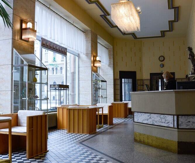 فندق Praha Liberec