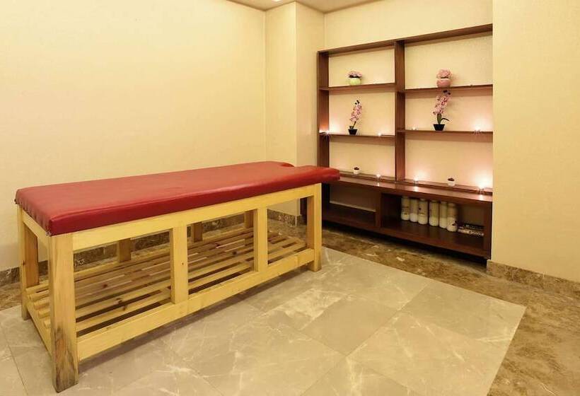 בית מלון כפרי Ramada Plaza Altin Kayisi