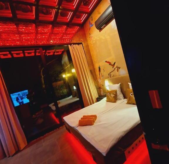 هتل Ramka & Restaurant & Wine Bar